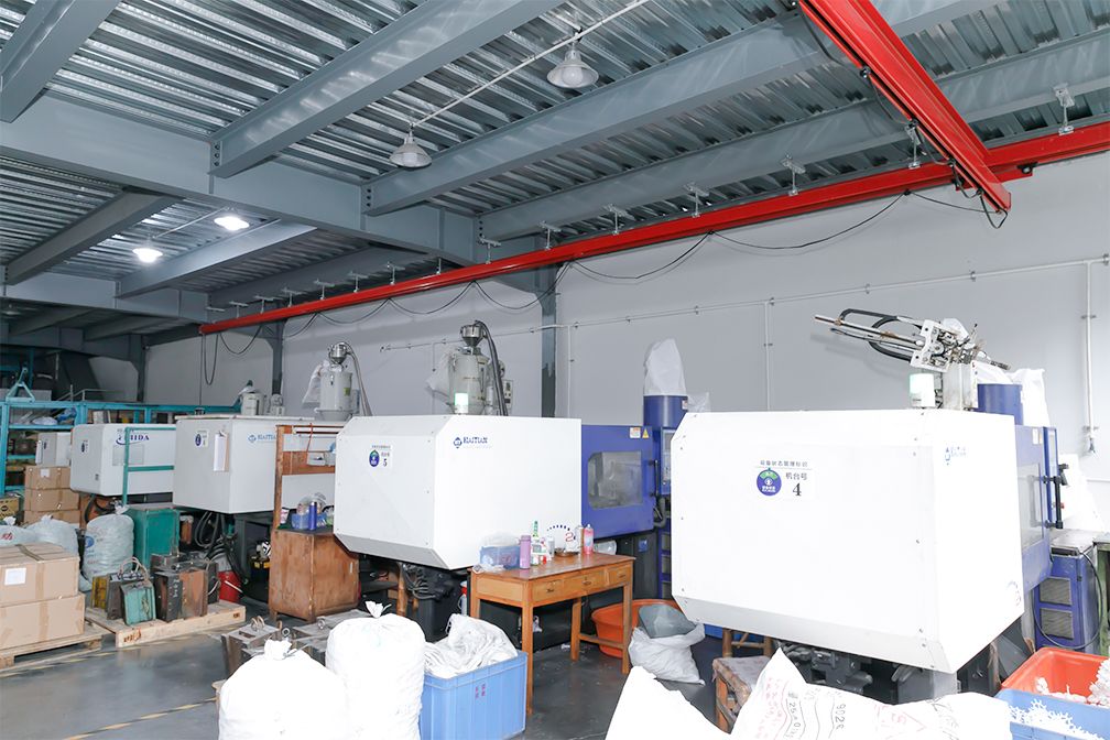 enjeksiyon atölyesi